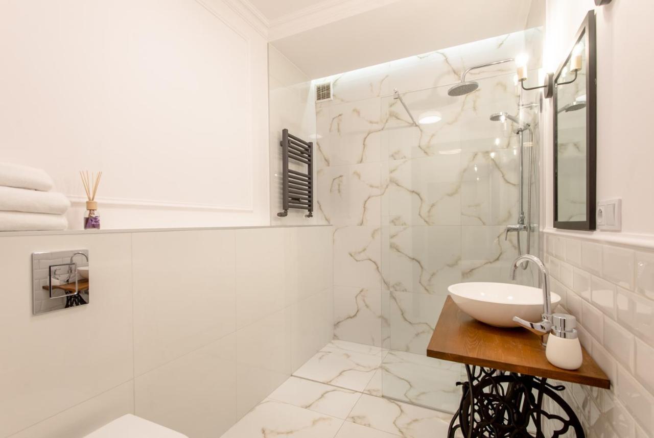 Super-Apartamenty Andersia Vip II Познань Экстерьер фото